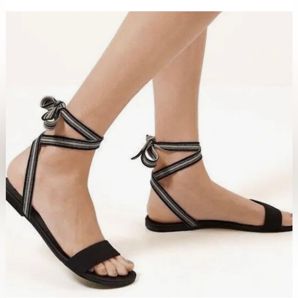 Rothy’s Wrap Tie Sandal - Black - Like New - Size 9